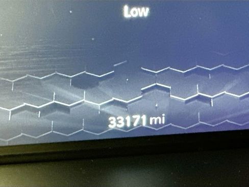 Used 2022 Jeep Compass Limited w/ Elite Group image 16