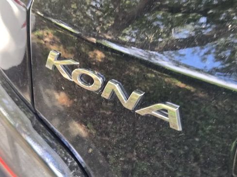 Used 2023 Hyundai Kona SEL w/ Convenience Package AWD/4WD image 11