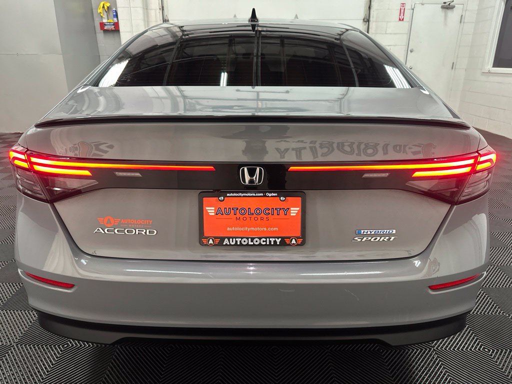 Used 2024 Honda Accord Sport image 8