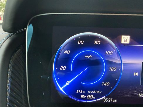 Used 2025 Mercedes-Benz G 580 w/ EQ Technology image 28