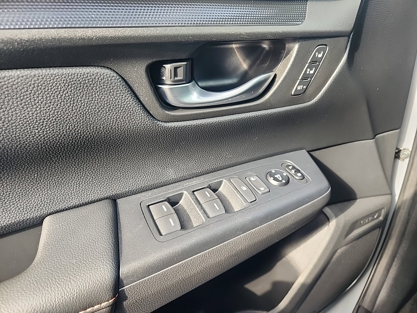 Used 2025 Honda CR-V Sport-L image 29