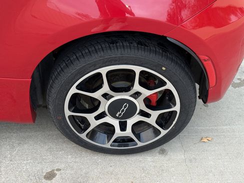 Used 2013 FIAT 500 Turbo w/ Beats Audio Pkg image 15