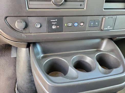 Used 2023 Chevrolet Express 3500 LT w/ LT Preferred Equipment Group RWD image 24