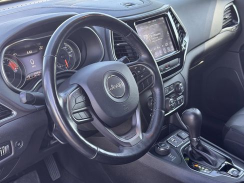 Used 2020 Jeep Cherokee Limited AWD/4WD image 19
