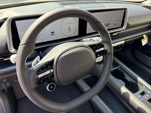 Used 2025 Hyundai Ioniq 6 SEL AWD/4WD image 22