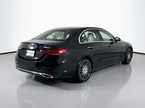 Used 2022 Mercedes-Benz C 300 4MATIC Sedan image 5