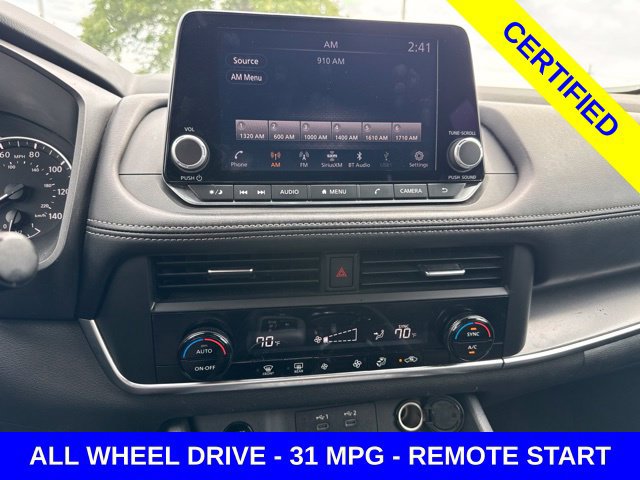 Used 2024 Nissan Rogue SV AWD/4WD image 8