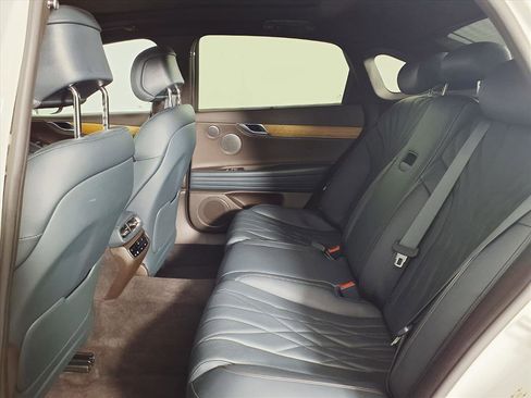 Certified 2021 Genesis G80 3.5T image 13