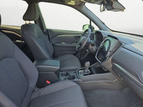 Used 2025 Subaru Forester Premium AWD/4WD image 15