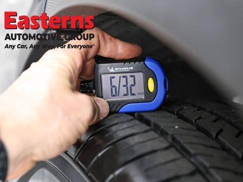 Used 2021 Subaru Crosstrek 2.0i Premium w/ Moonroof Package image 31