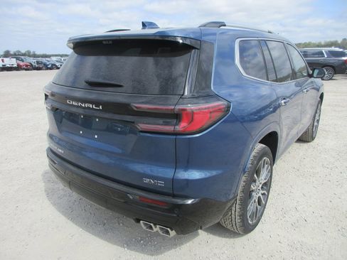 New 2026 GMC Acadia Denali Ultimate AWD/4WD image 5