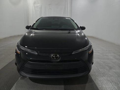 Used 2024 Toyota Corolla LE FWD image 2
