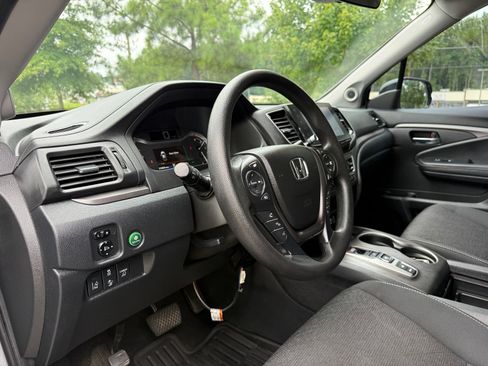 Used 2021 Honda Ridgeline Sport image 22