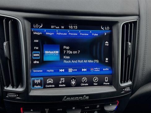 Used 2020 Maserati Levante GranSport image 11