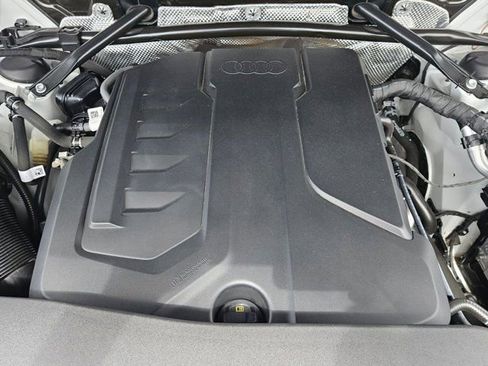 Used 2025 Audi Q5 Premium w/ Convenience Package AWD/4WD image 22