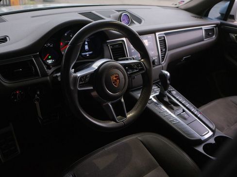 Used 2017 Porsche Macan S image 47