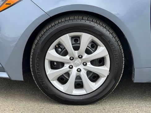 Used 2026 Toyota Corolla LE FWD image 33