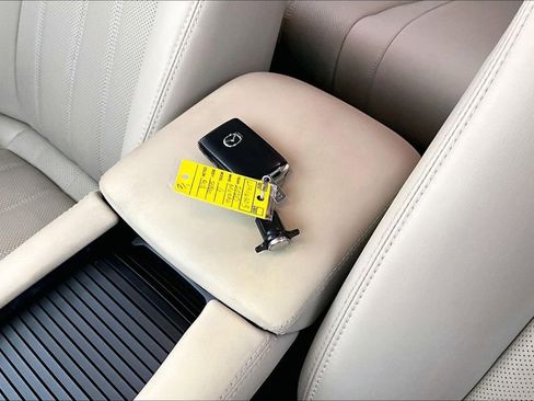 Used 2020 MAZDA MAZDA6 Touring image 13