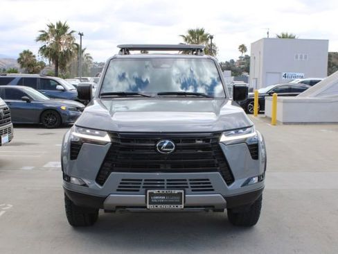 Certified 2025 Lexus GX 550 w/ Accessory Package (32) AWD/4WD image 2