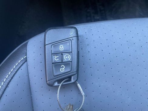 Used 2025 Volkswagen Jetta SE image 21