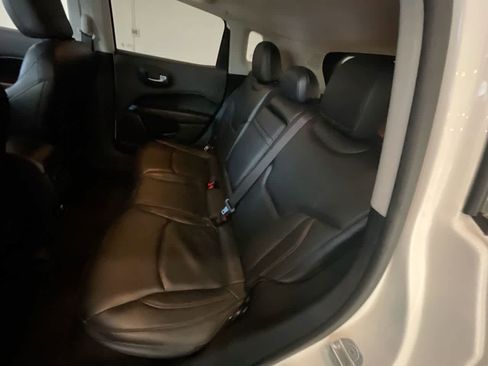 Used 2018 Jeep Compass Limited image 22