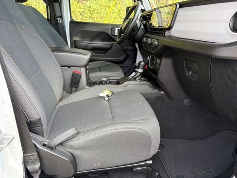 Used 2024 Jeep Wrangler Sport image 12