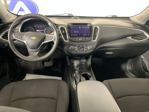 Used 2022 Chevrolet Malibu LS w/ Driver Confidence Package II FWD image 33
