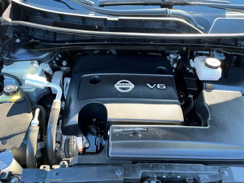 Used 2019 Nissan Murano S FWD image 21