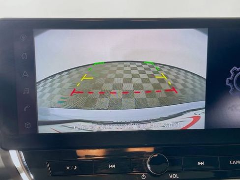 Used 2024 Nissan Altima 2.5 SR w/ SR Premium Package FWD image 15