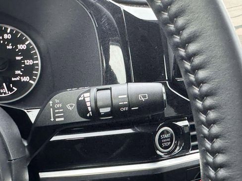 Certified 2024 Nissan Pathfinder SV image 25