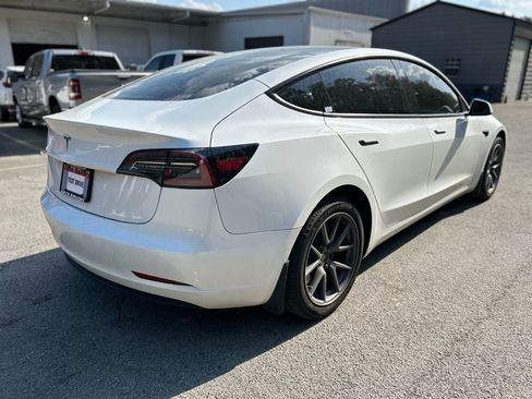 Used 2023 Tesla Model 3 Standard Range image 6