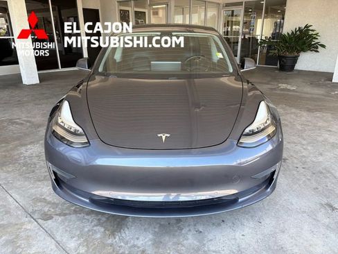 Used 2019 Tesla Model 3 Standard Range Plus RWD image 9