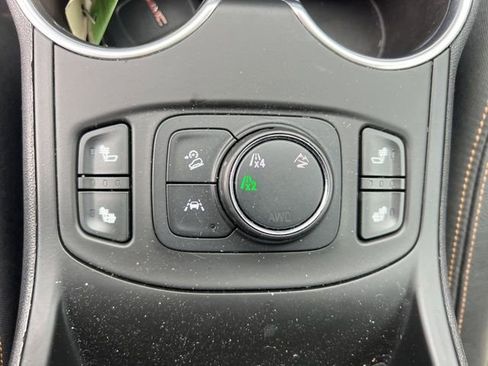 Used 2021 GMC Terrain SLT w/ Infotainment Package II image 30