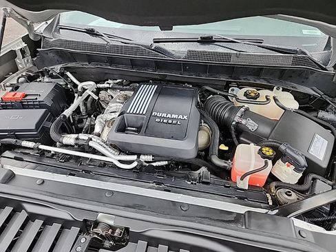 Used 2020 Chevrolet Silverado 1500 RST AWD/4WD image 12