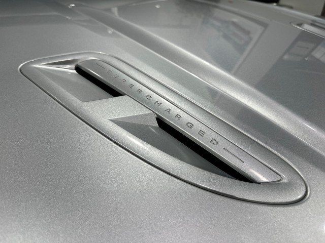 Used 2013 Jaguar XKR R RWD image 10