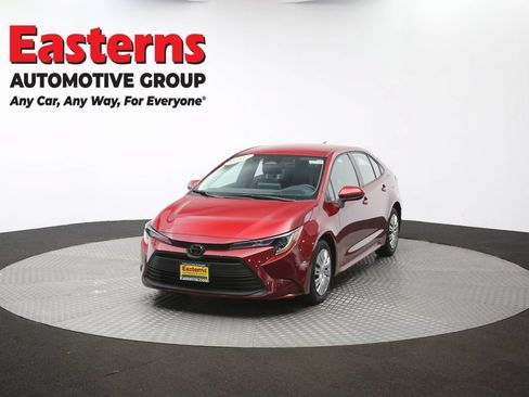 Used 2025 Toyota Corolla LE FWD image 54