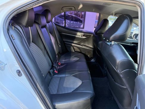 Used 2022 Toyota Camry SE image 28