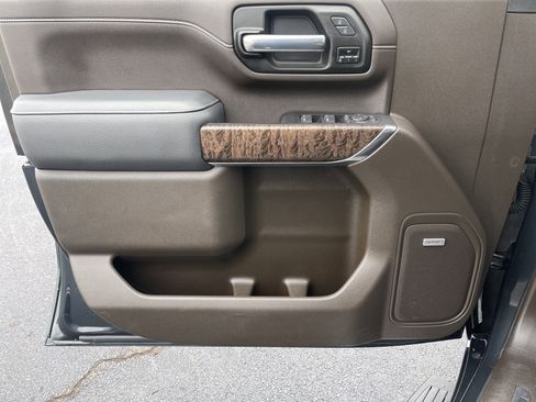 Used 2023 GMC Sierra 2500 Denali w/ Denali Ultimate Package image 22