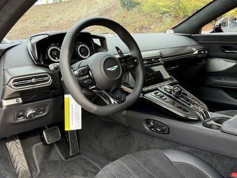 New 2025 Aston Martin V8 Vantage Coupe image 3