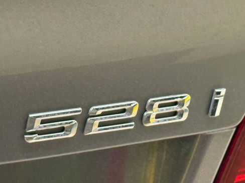 Used 2015 BMW 528i Sedan RWD image 14
