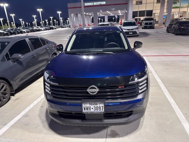 Used 2026 Nissan Kicks SR FWD image 3