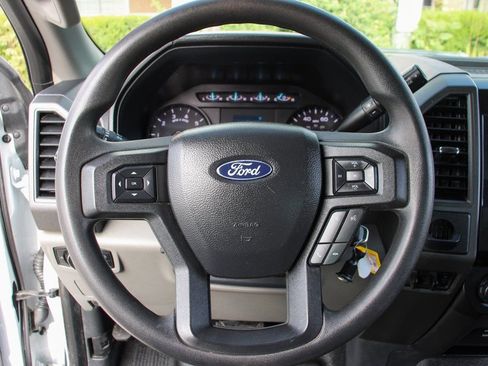 Used 2022 Ford F250 XL w/ Power Equipment Group image 25