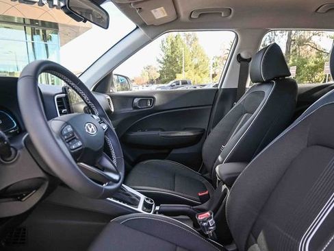 New 2026 Hyundai Venue SEL image 15