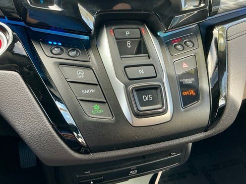Used 2023 Honda Odyssey Elite image 24
