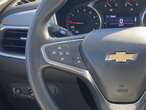 Used 2022 Chevrolet Equinox LT image 14