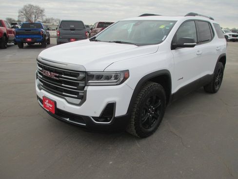 Used 2021 GMC Acadia AT4 w/ LPO, Floor Liner Package image 9