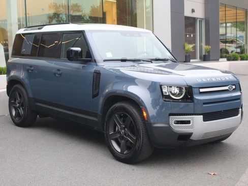 Used 2022 Land Rover Defender 110 SE AWD/4WD image 10