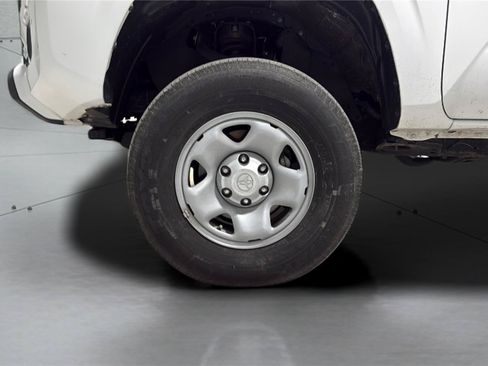 Used 2023 Toyota Tacoma SR w/ SR Convenience Package RWD image 29