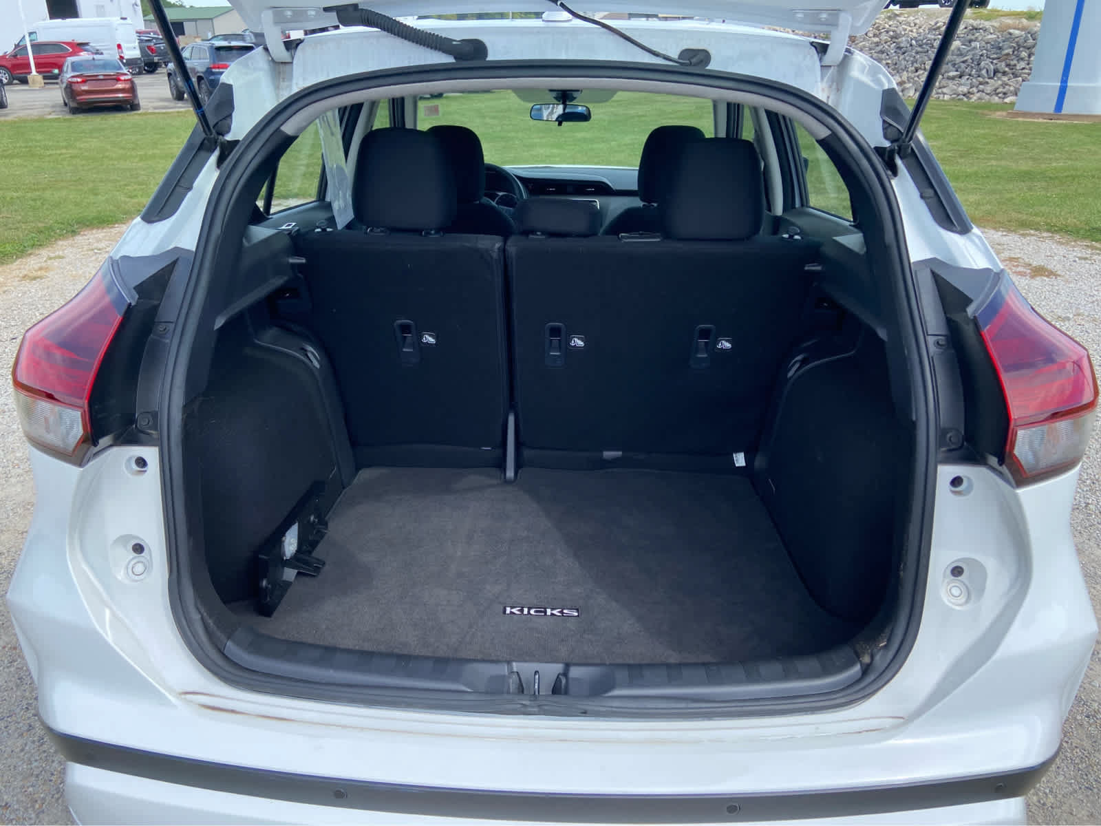 Used 2025 Nissan Kicks Play S FWD image 8