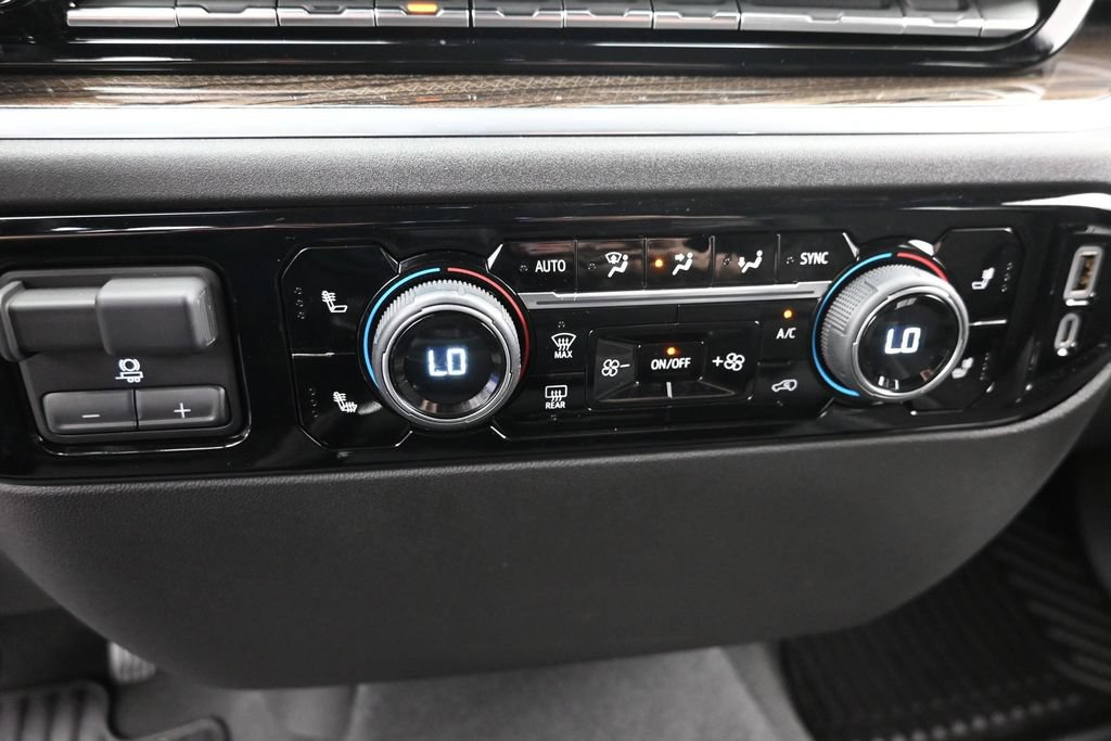 Used 2025 Chevrolet Silverado 1500 RST AWD/4WD image 20